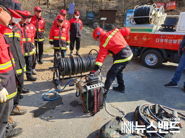 공주시는 11월 1일부터 12월 15일까지 16개 읍면동에 산불방지대책 상황실을 설치하고 산불 비상 체계를 유지한다.